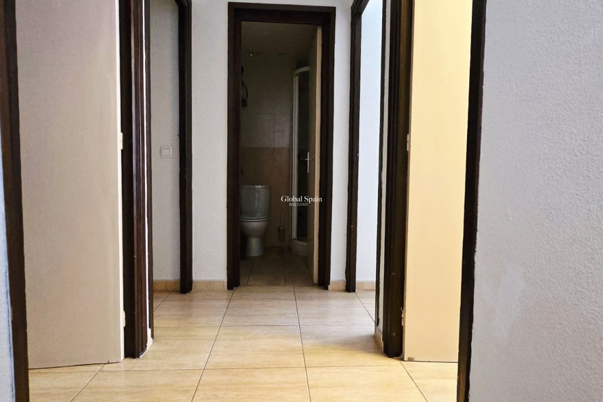 Venta - APARTAMENTO -
BENIDORM - Centro