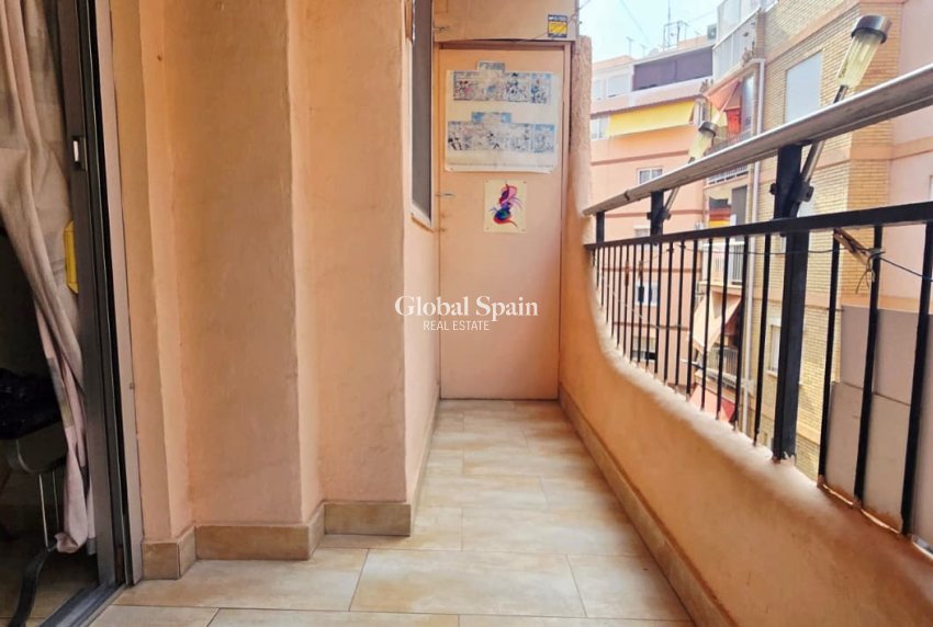 Venta - APARTAMENTO -
BENIDORM - Centro