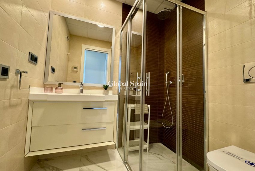 Venta - APARTAMENTO -
BENIDORM - Costa Blanca