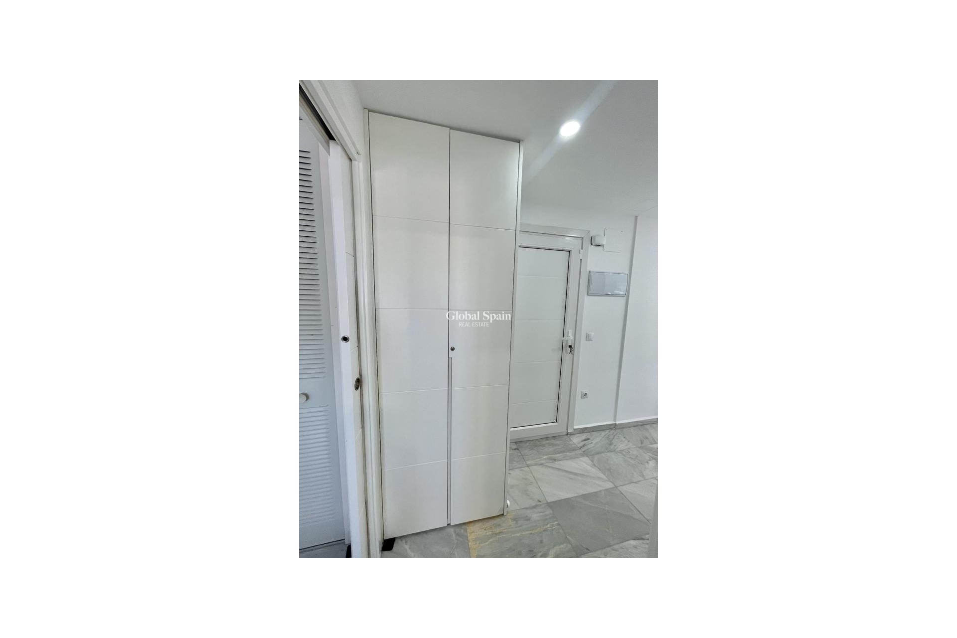 Venta - APARTAMENTO -
BENIDORM - Costa Blanca