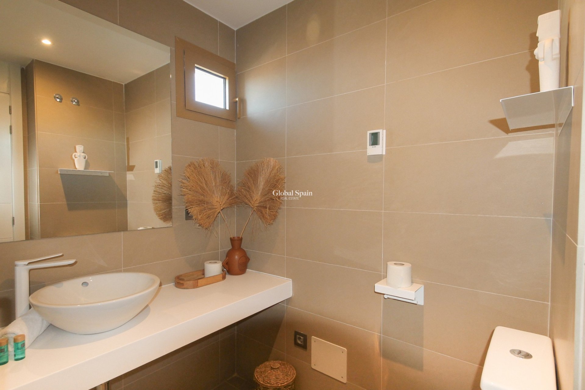 Venta - APARTAMENTO -
BENIDORM - Costa Blanca