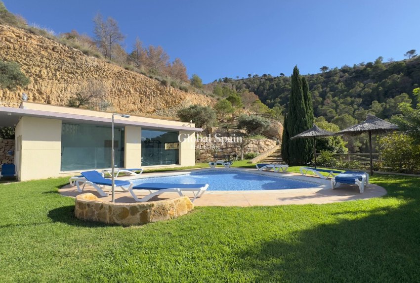 Venta - APARTAMENTO -
BENIDORM - Levante