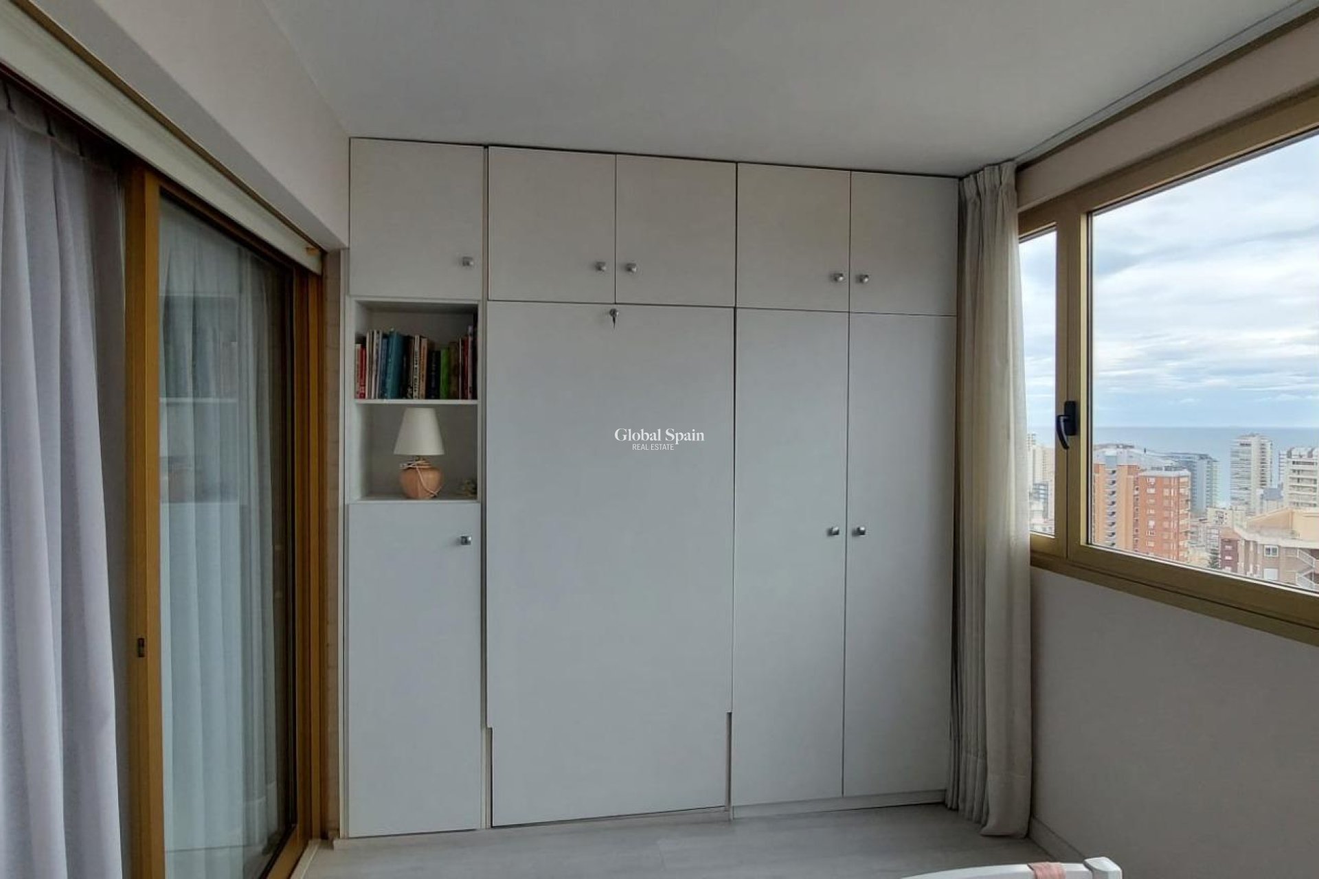 Venta - APARTAMENTO -
BENIDORM - Levante