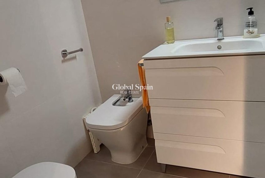 Venta - APARTAMENTO -
BENIDORM - Levante