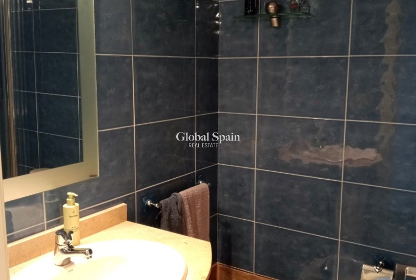Venta - APARTAMENTO -
BENIDORM - Levante