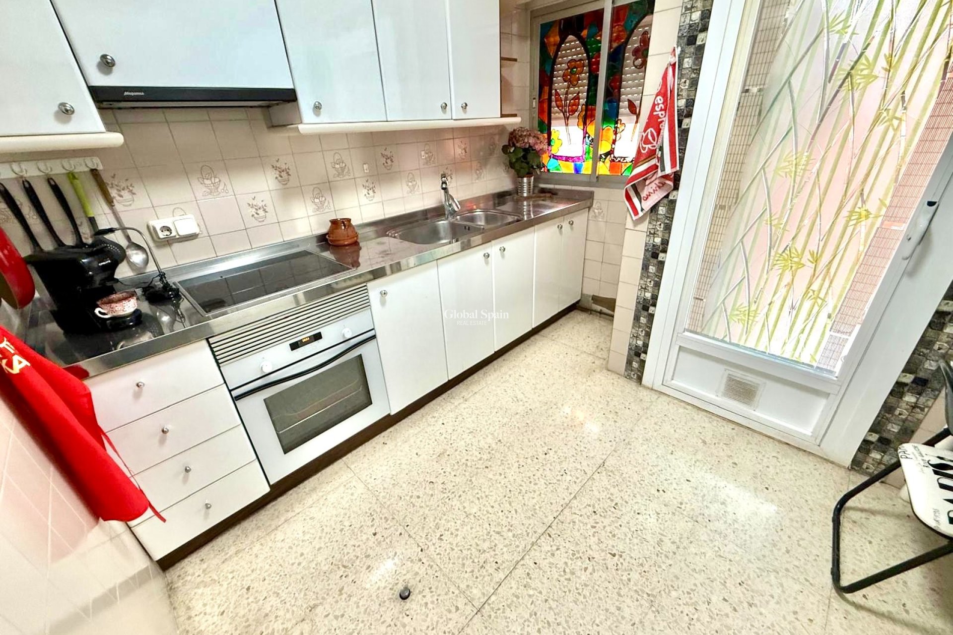 Venta - APARTAMENTO -
BENIDORM - Levante