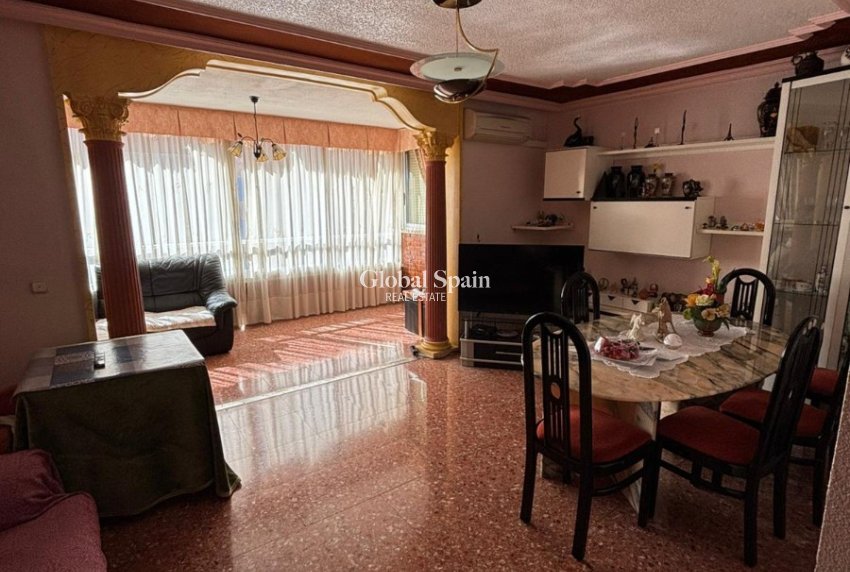 Venta - APARTAMENTO -
BENIDORM - Levante