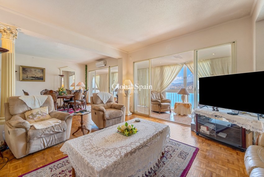Venta - APARTAMENTO -
Benidorm - Levante