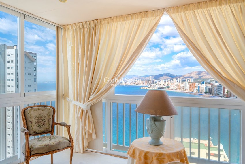 Venta - APARTAMENTO -
Benidorm - Levante