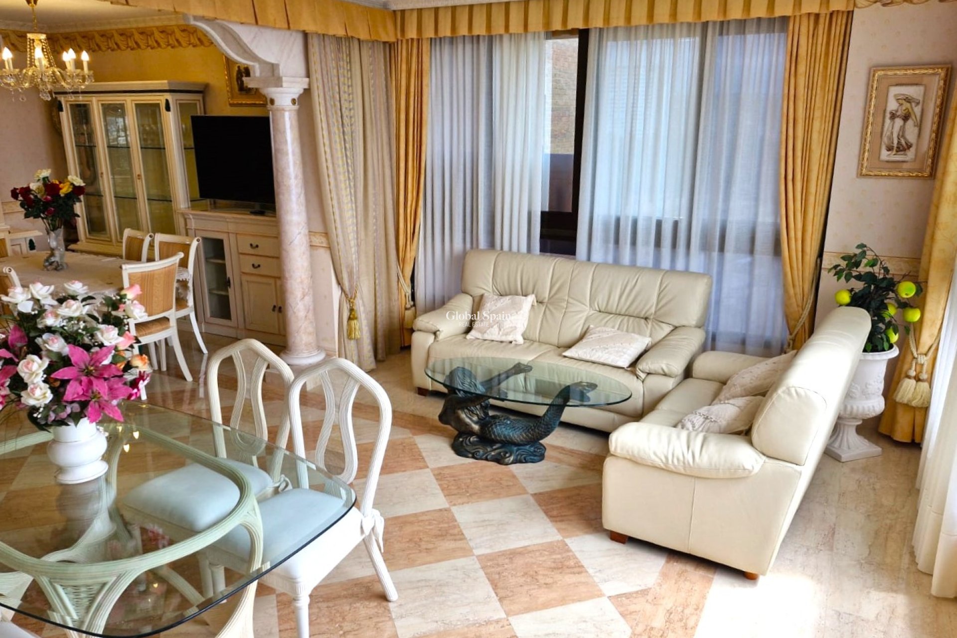 Venta - APARTAMENTO -
BENIDORM - Levante