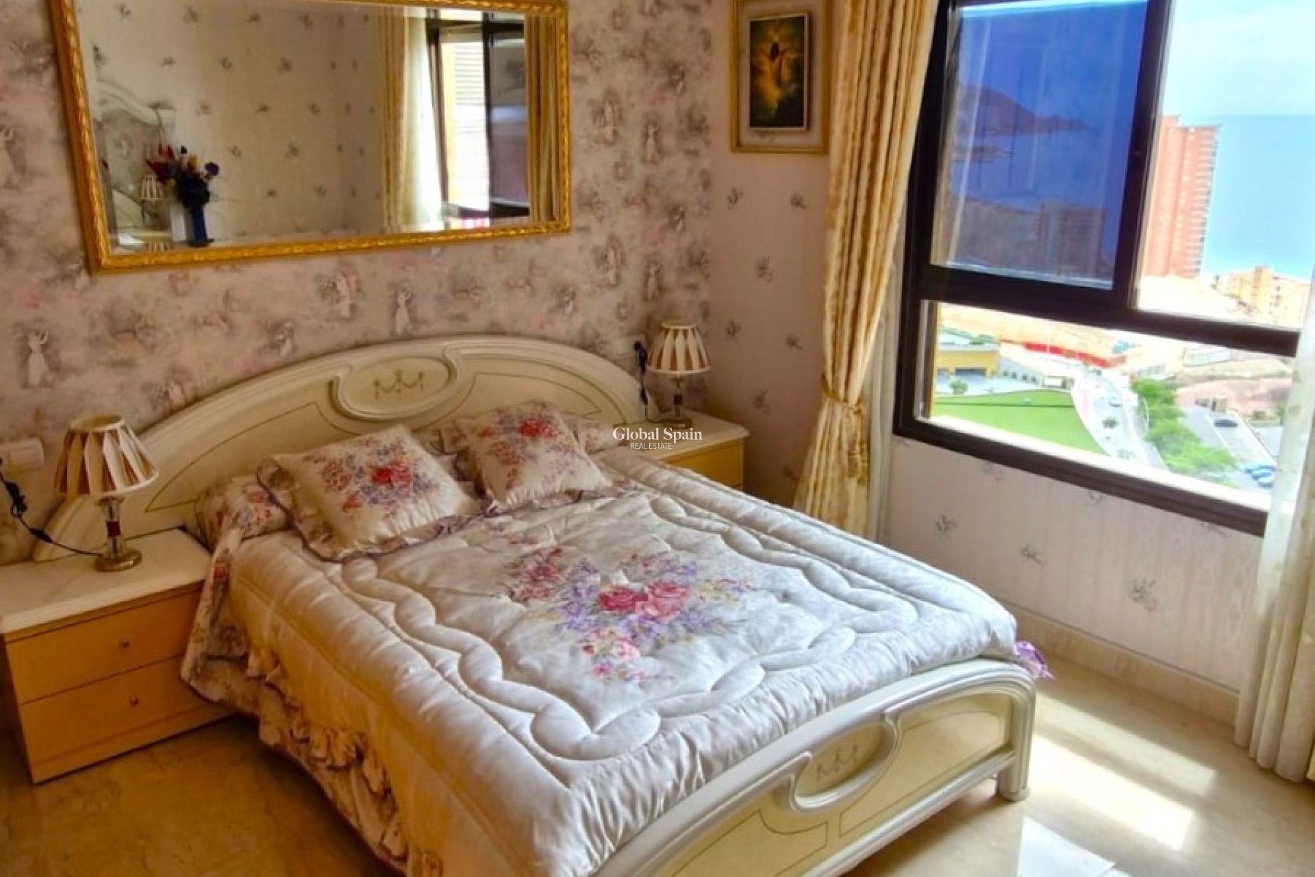Venta - APARTAMENTO -
BENIDORM - Levante