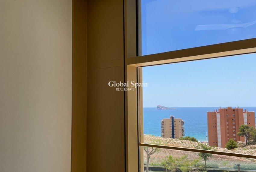 Venta - APARTAMENTO -
BENIDORM - Playa de Poniente