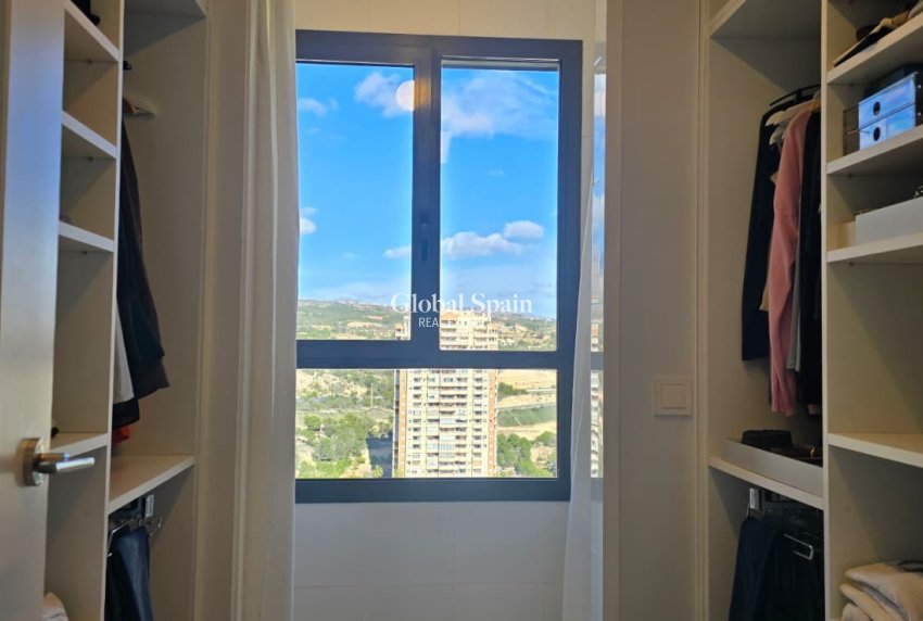 Venta - APARTAMENTO -
BENIDORM - Zona de Poniente