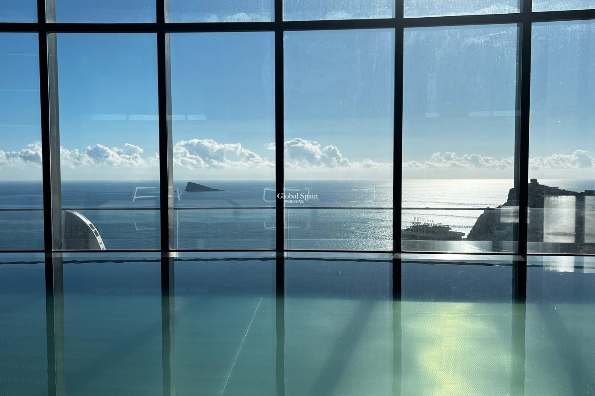 Venta - APARTAMENTO -
BENIDORM - Zona de Poniente