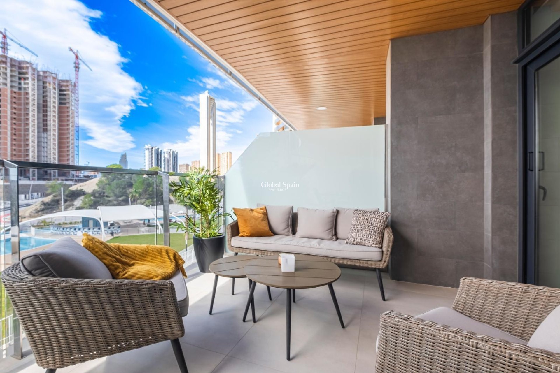 Venta - APARTAMENTO -
BENIDORM - Zona de Poniente