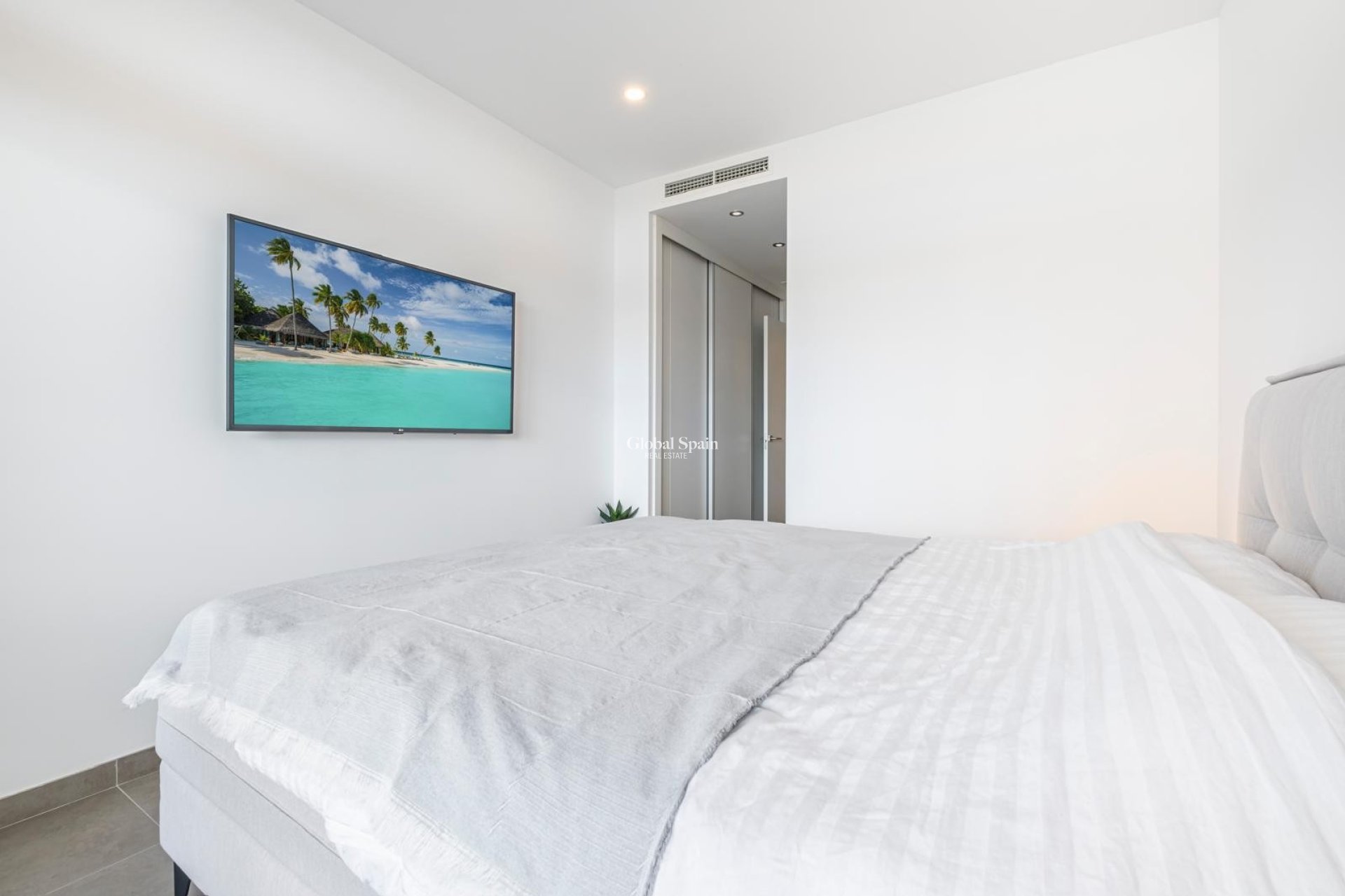 Venta - APARTAMENTO -
BENIDORM - Zona de Poniente