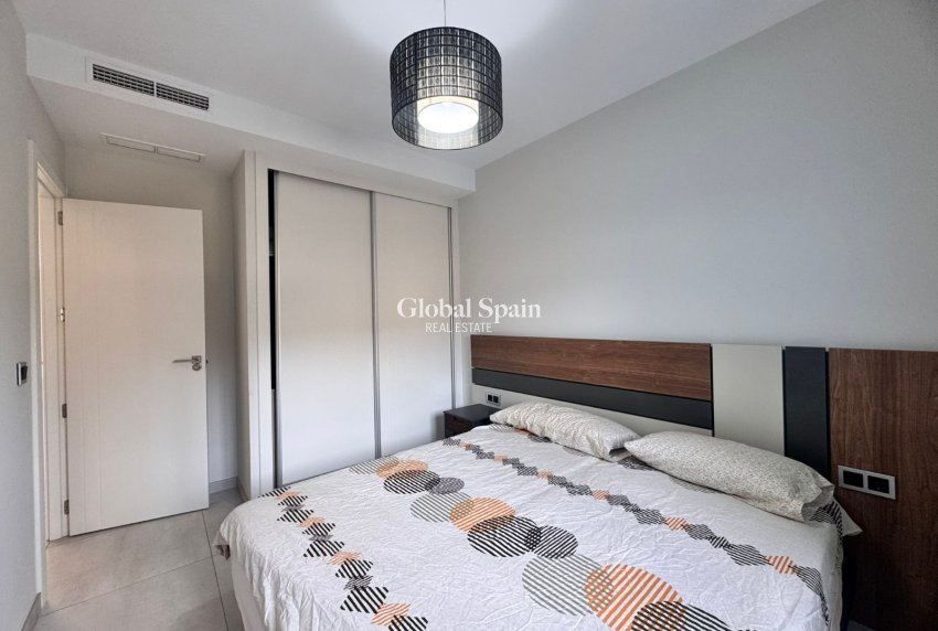 Venta - APARTAMENTO -
BENIDORM - Zona de Poniente