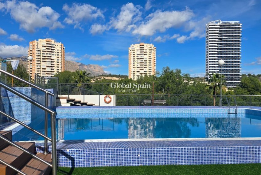 Venta - APARTAMENTO -
BENIDORM - Zona de Poniente