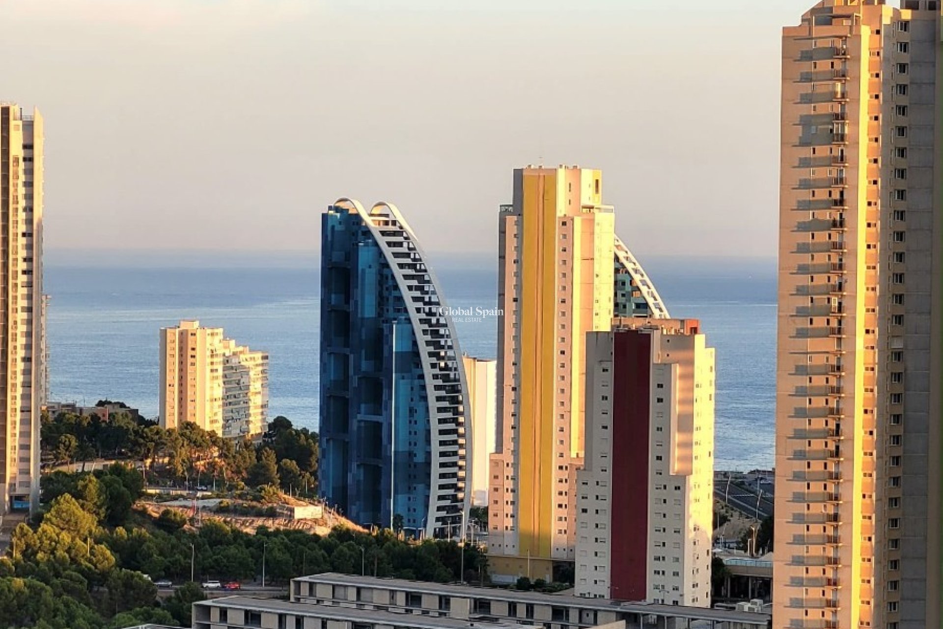 Venta - APARTAMENTO -
BENIDORM - Zona de Poniente