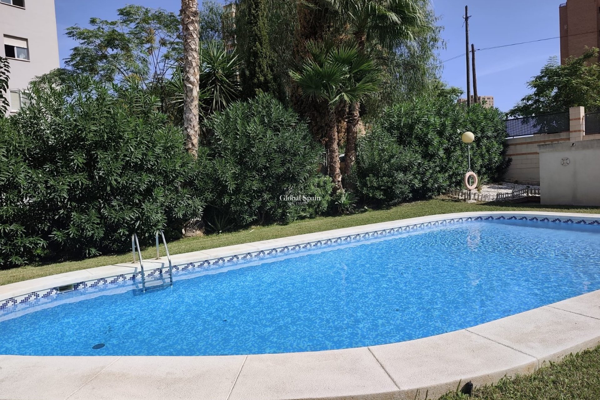 Venta - APARTAMENTO -
BENIDORM - Zona de Poniente