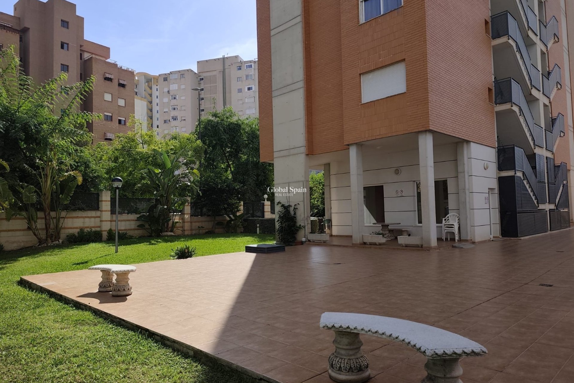 Venta - APARTAMENTO -
BENIDORM - Zona de Poniente