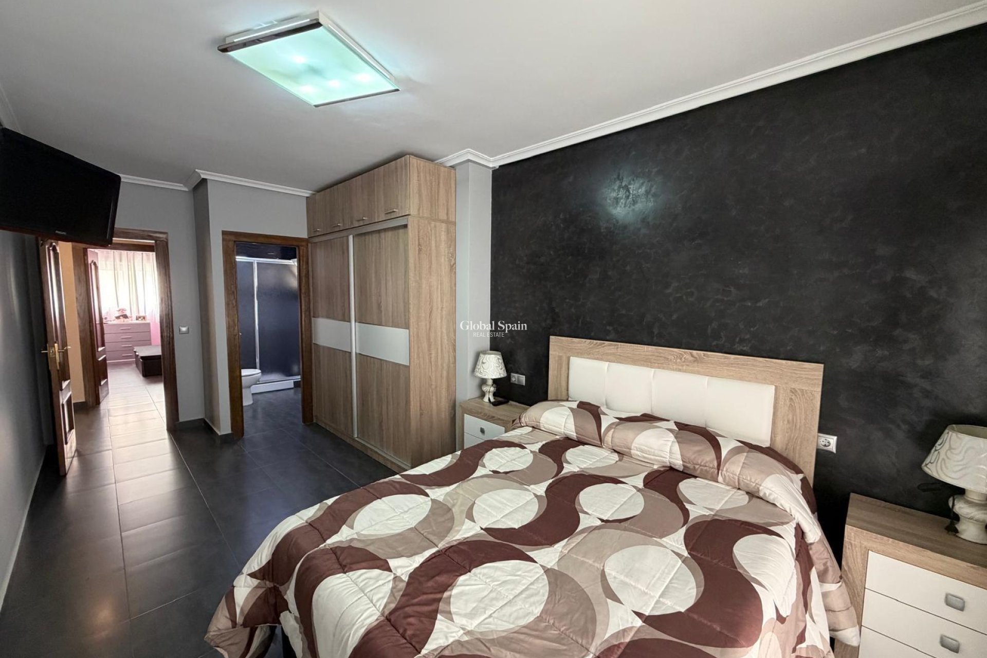 Venta - APARTAMENTO -
BENIEL - Centro