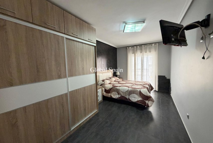 Venta - APARTAMENTO -
BENIEL - Centro