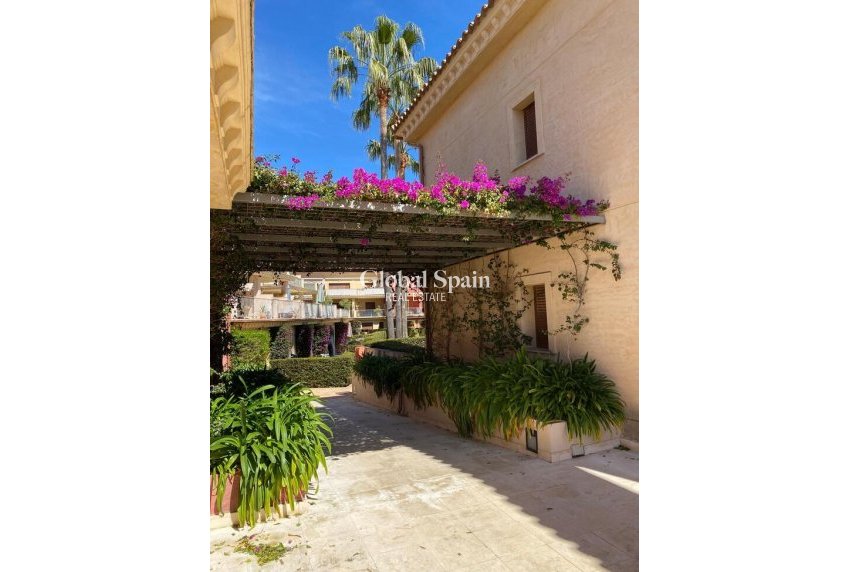 Venta - APARTAMENTO -
BENISSA - Costa Blanca