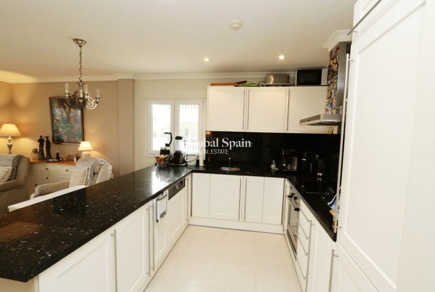 Venta - APARTAMENTO -
BENISSA - Costa Blanca