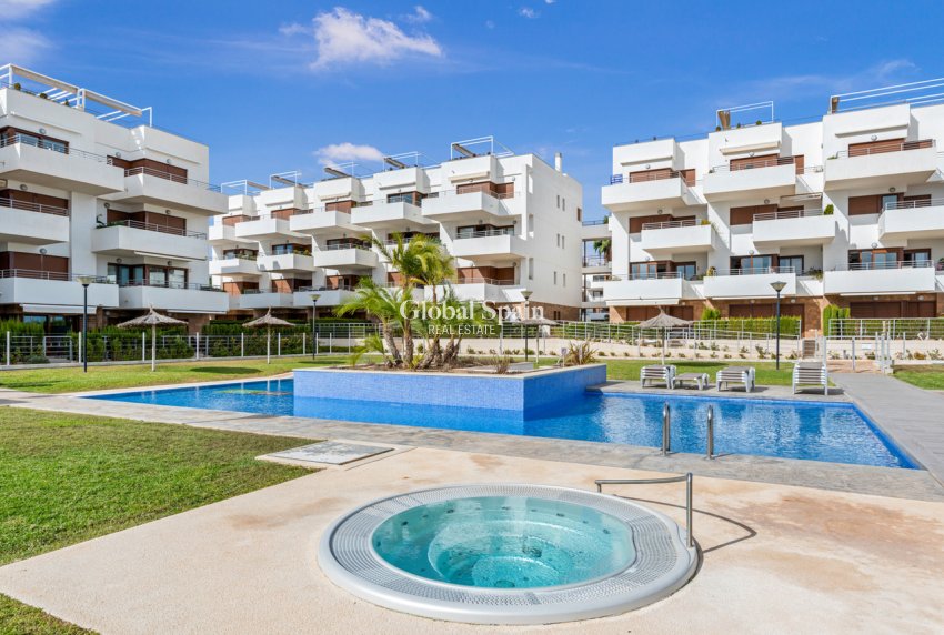 Venta - APARTAMENTO -
CABO ROIG - Costa Blanca