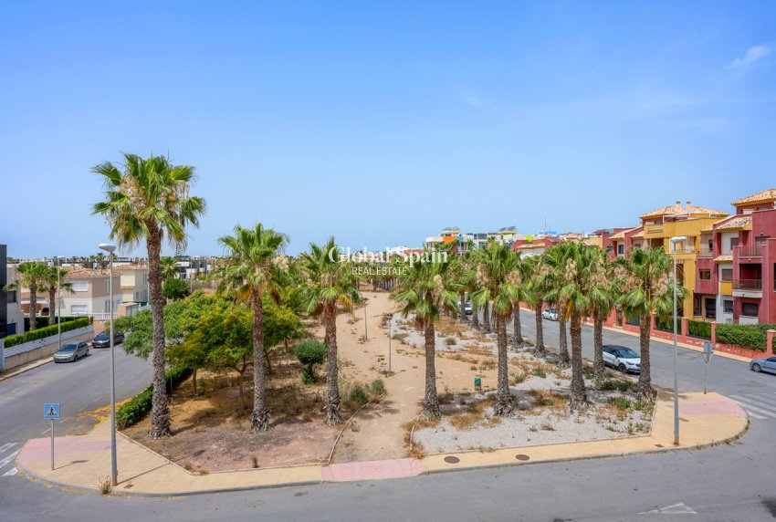 Venta - APARTAMENTO -
CABO ROIG - Costa Blanca