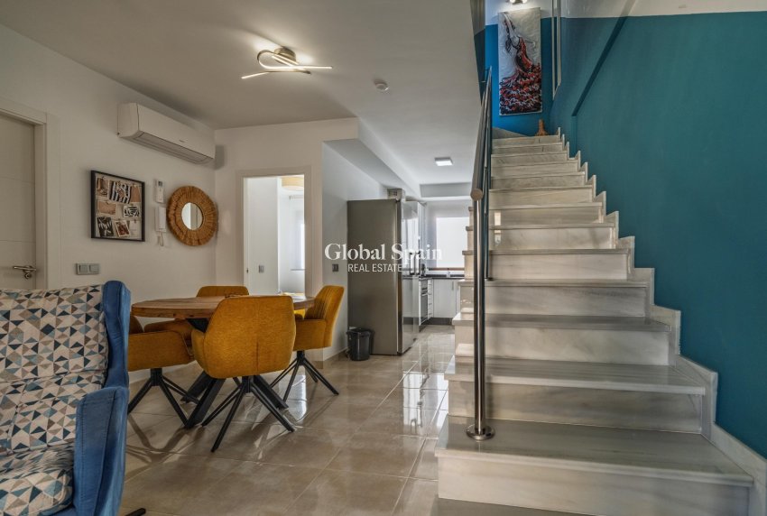 Venta - APARTAMENTO -
CABO ROIG