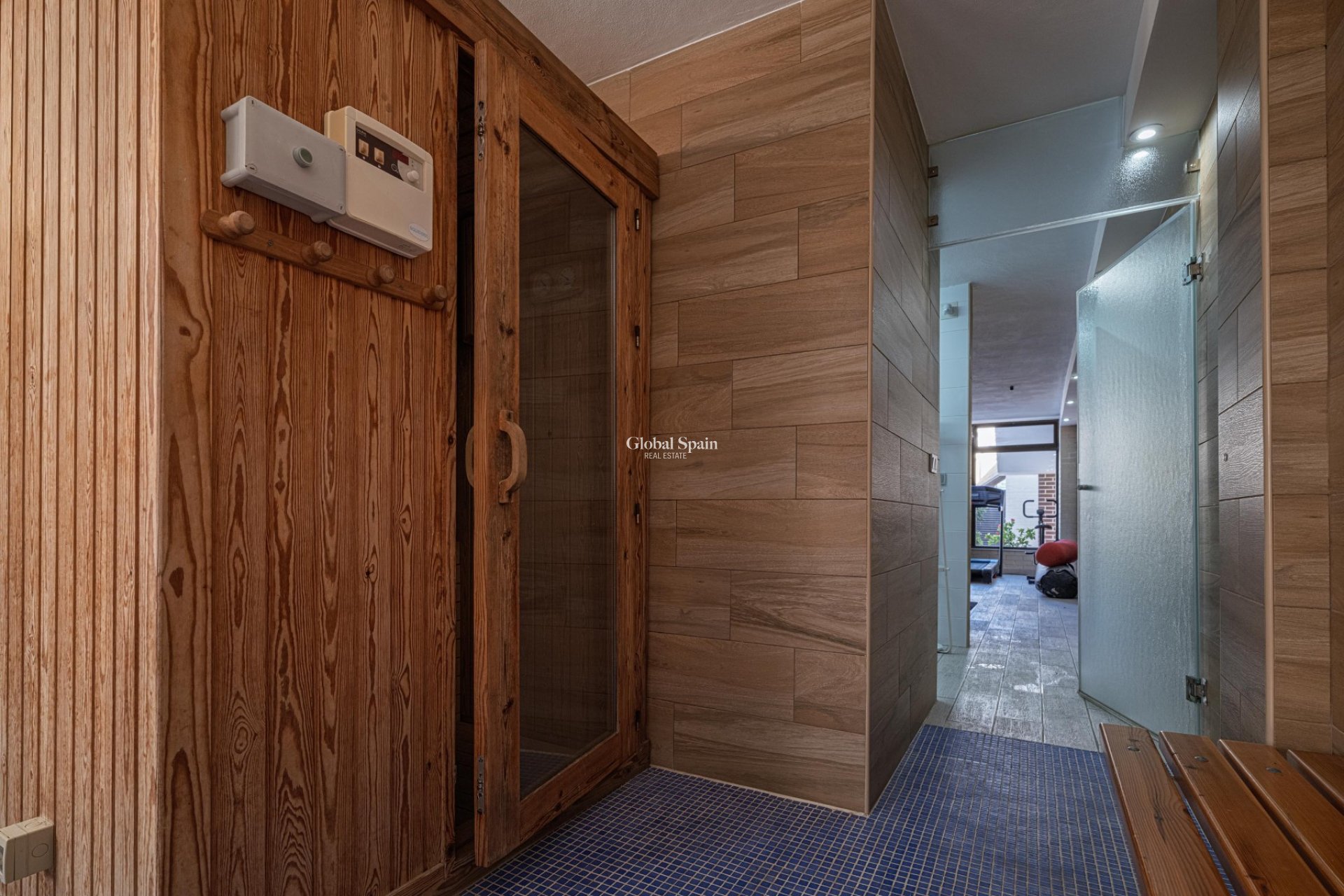 Venta - APARTAMENTO -
CABO ROIG