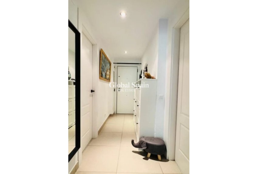 Venta - APARTAMENTO -
CALA VINYES - Calvià