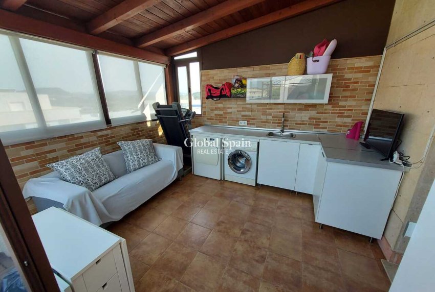 Venta - APARTAMENTO -
CALASPARRA - Inland