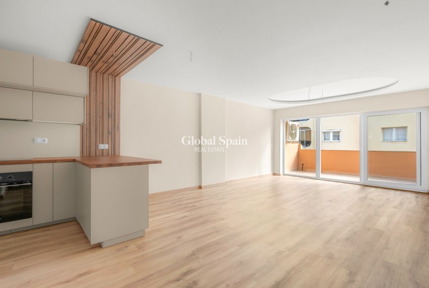 Venta - APARTAMENTO -
CALPE - Centro