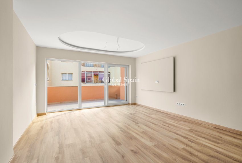 Venta - APARTAMENTO -
CALPE - Centro
