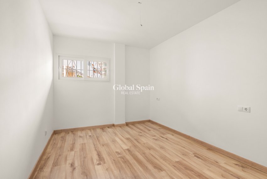 Venta - APARTAMENTO -
CALPE - Centro