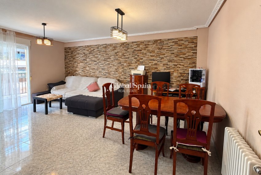 Venta - APARTAMENTO -
CALPE - Pueblo