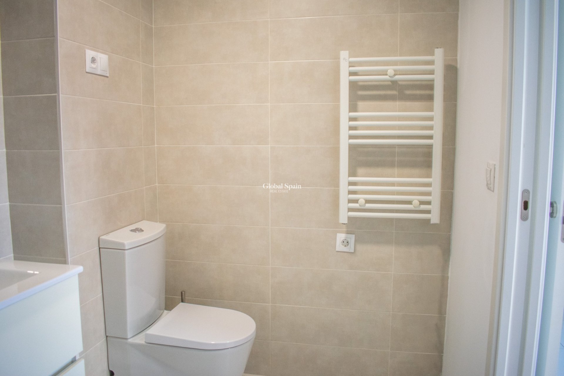 Venta - APARTAMENTO -
CALPE - Zona Levante - Playa Fossa