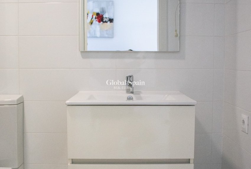 Venta - APARTAMENTO -
CALPE - Zona Levante - Playa Fossa