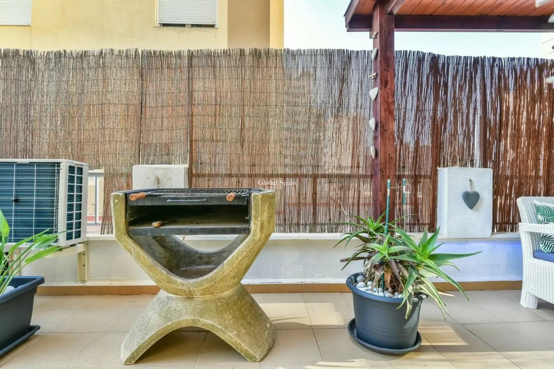 Venta - APARTAMENTO -
CALPE - Zona Levante - Playa Fossa