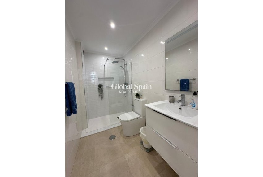 Venta - APARTAMENTO -
CAMPOAMOR - Costa Blanca