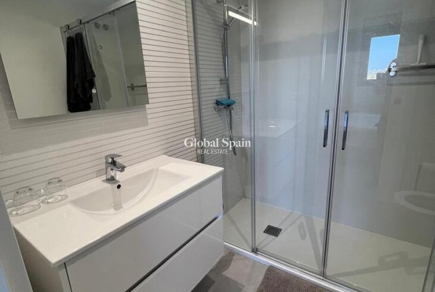 Venta - APARTAMENTO -
CAMPOAMOR - Costa Blanca