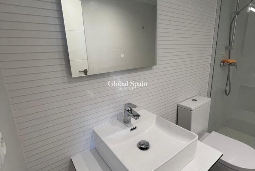 Venta - APARTAMENTO -
CAMPOAMOR - Costa Blanca