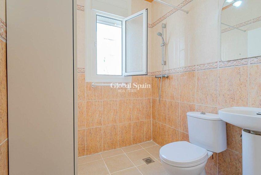 Venta - APARTAMENTO -
CIUDAD QUESADA - Cuidad Quesada
