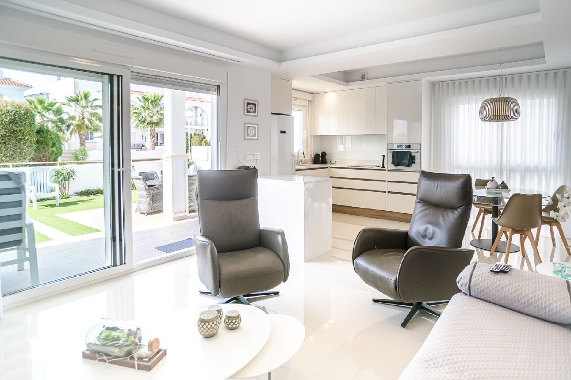 Venta - APARTAMENTO -
CIUDAD QUESADA