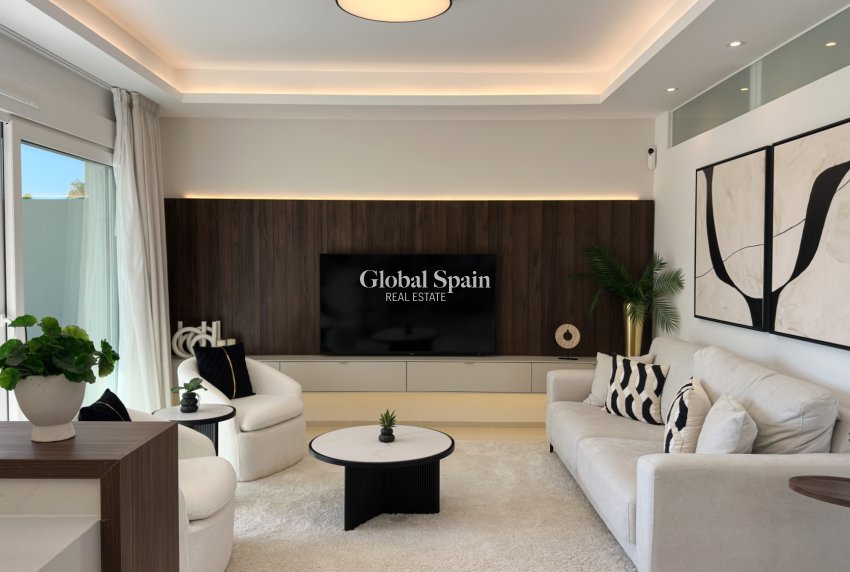 Venta - APARTAMENTO -
CIUDAD QUESADA
