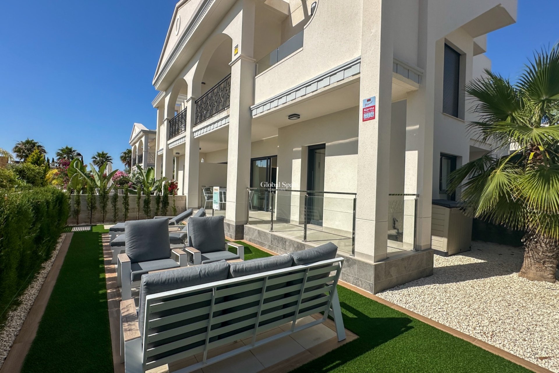 Venta - APARTAMENTO -
CIUDAD QUESADA