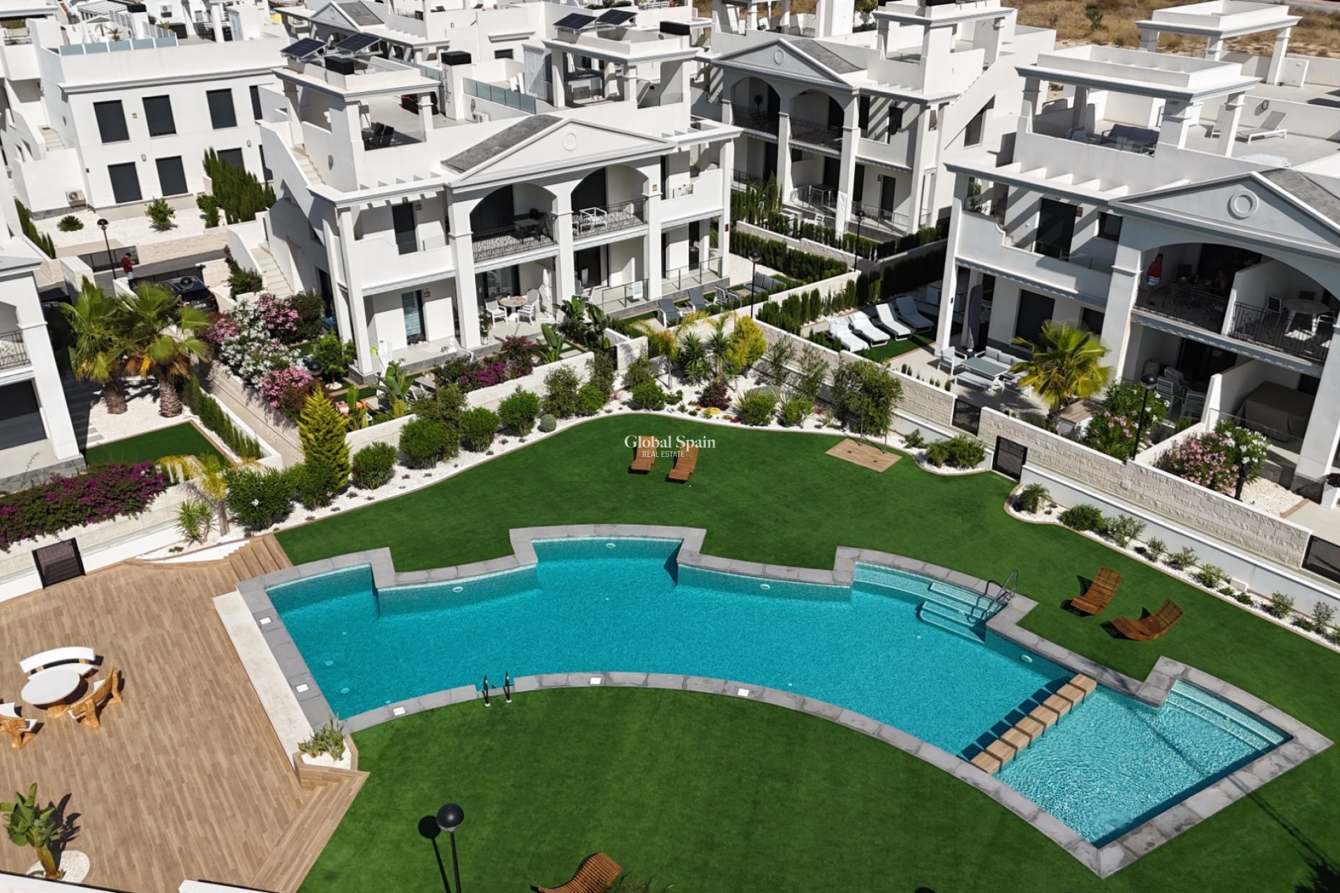 Venta - APARTAMENTO -
CIUDAD QUESADA